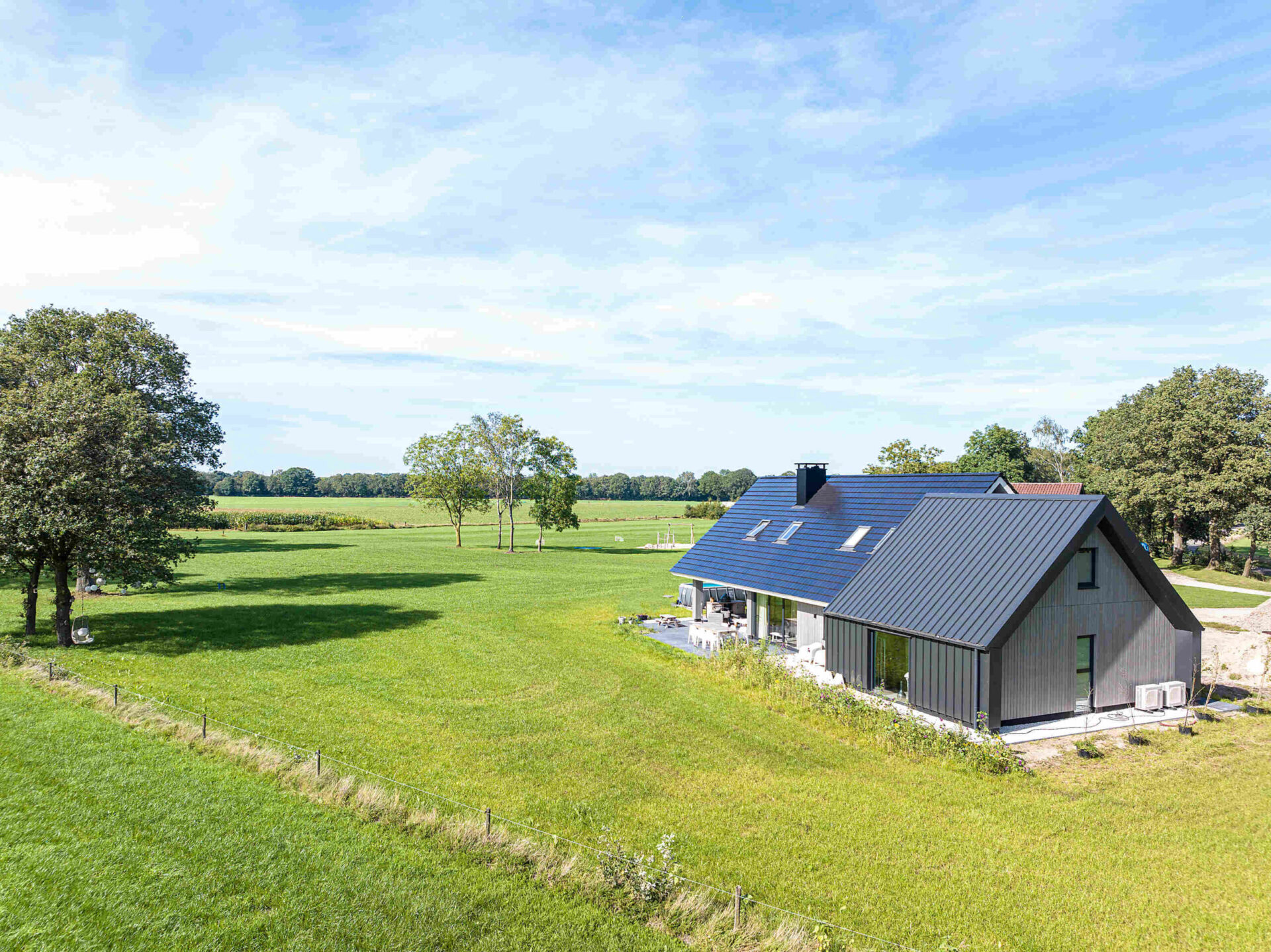 Dronebeelden van nieuwbouwwoning voor particulieren