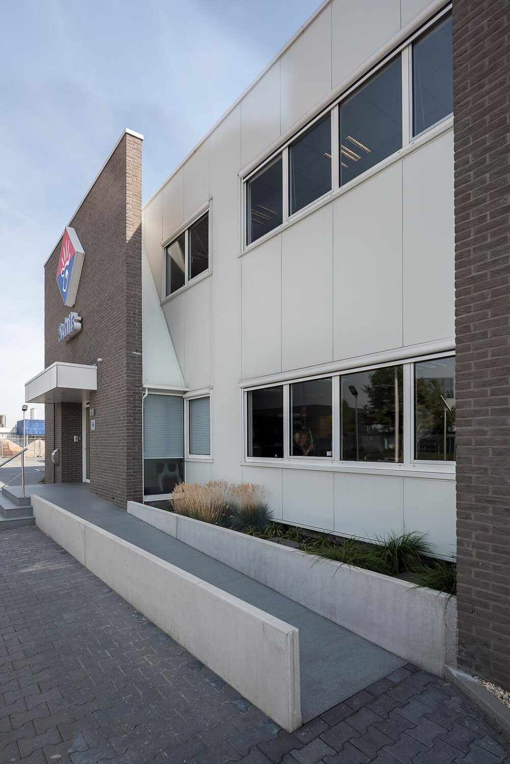 Nieuwbouw verbouw kantoor opslaghal