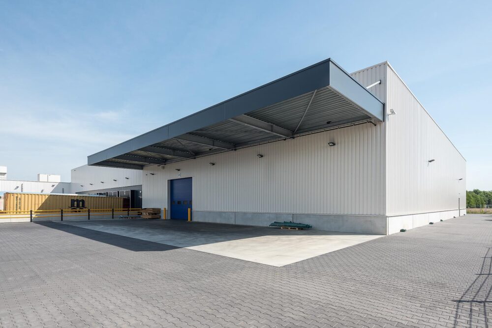 Nieuwbouw verbouw kantoor opslaghal