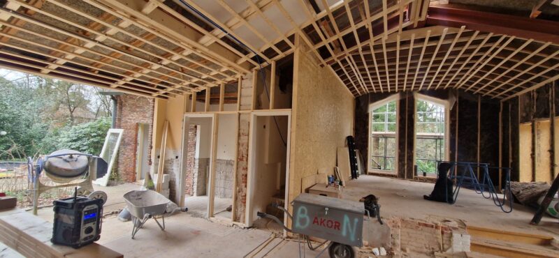 Verbouwing van woning, beeld tijdens verbouwing. Wordt volledig gestript verduurzaamd en opgebouwd.