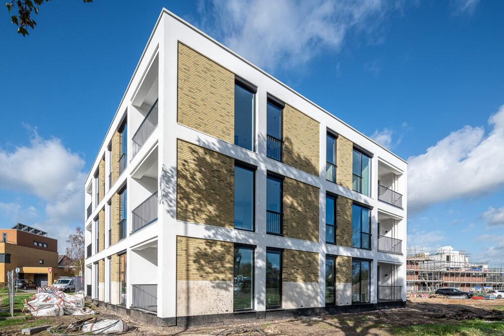 Woonstaete woonvilla met 12 appartementen.