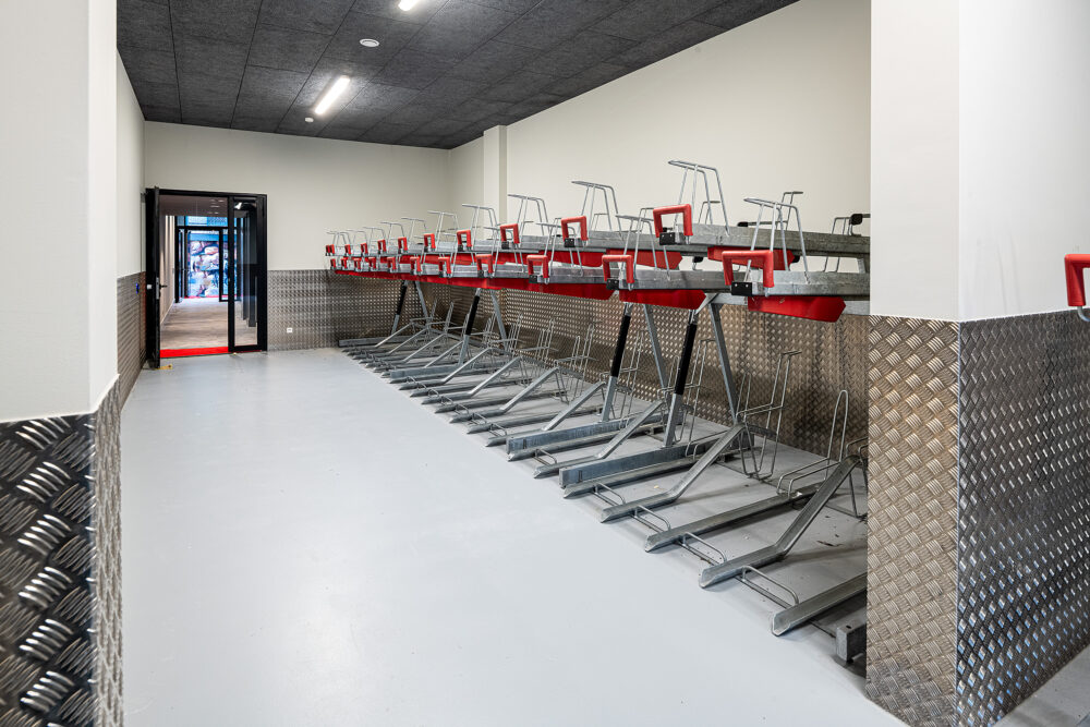 Metropool Zuid: het resultaat van kwaliteit, vakmanschap en logistiek inzicht. Fietsenstalling.